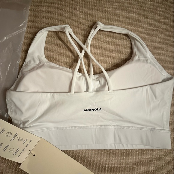 Adanola Ultimate Cross Back Bra - White - Picture 2 of 6